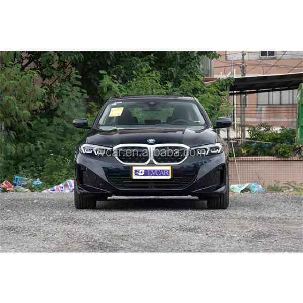 end Luxury BMW I3 Pure Electric Vehicle ESC Leather Multi-function ACC and 5 Seaters