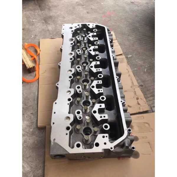 14M 16M 345C Caterpillar Engine Parts Diesel Engine Cylinder Head 3453752