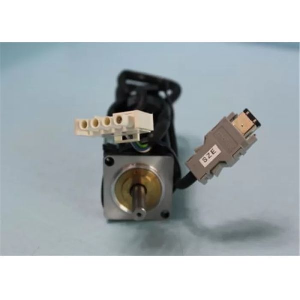 Quality SGMAH-01BBAB1 Yaskawa Drip Proof Electronic Module Servo With Brake for sale