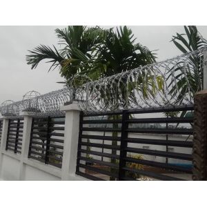 Cbt-60 Concertina Galvanized Razor Barbed Tape Wire