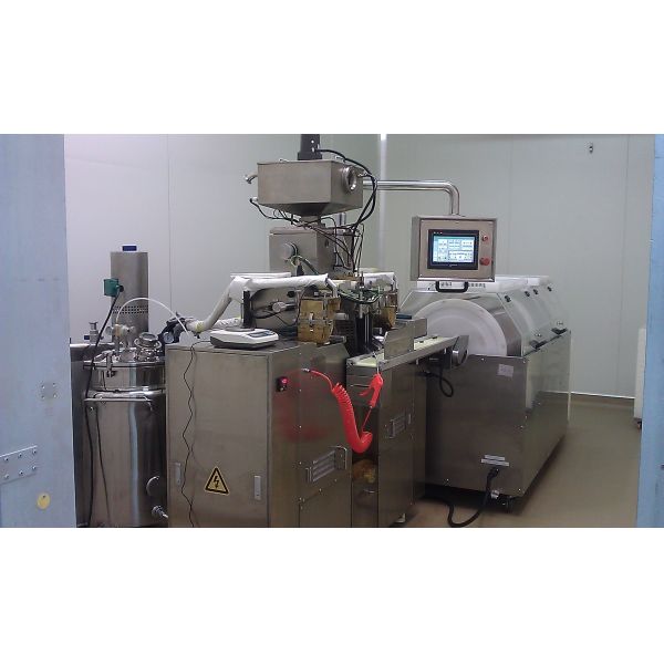 Quality Industry Small Load Space Soft Gel Capsule Machine With Micro Lubrication for sale