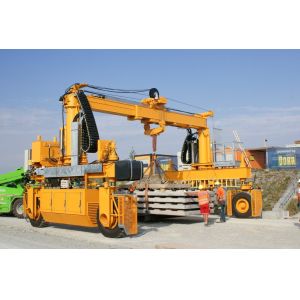 China 50t Load RTG Mobile Gantry Crane For Construction Factory, Customized Design on sale