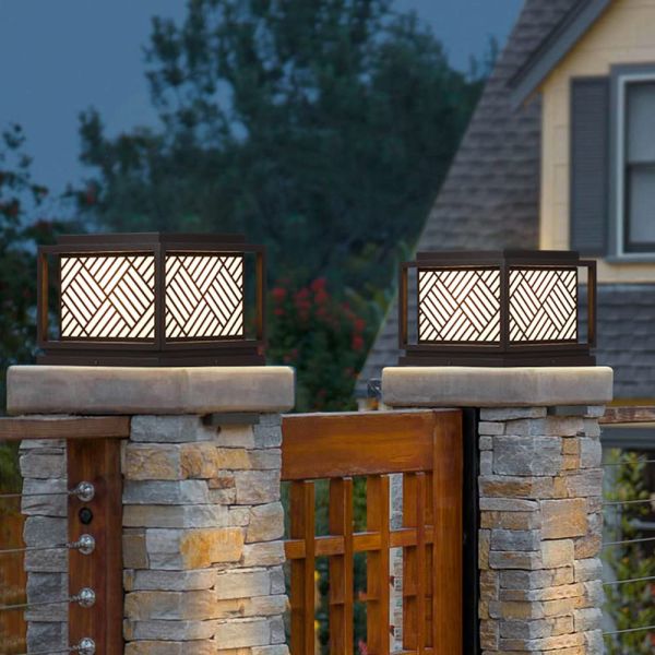 Solar Garden Light Simplicity Acrylic Post Light for Modern Outdoor Lighting Solutions