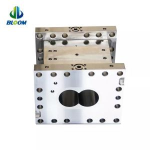 Bimetallic Screw Barrel Extruder Shaft Extruder Barrel Tunnel For PEEK