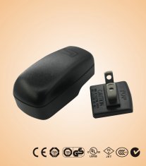 Slim 10W 90V - 264V 50A - 60A AC Laptop / PDA / MP3 AC PIN switching power