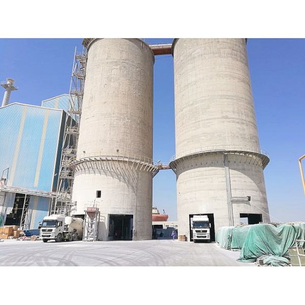 SHACMAN Tractor Head Trucks X3000 Model 6*4 / 10 Wheels