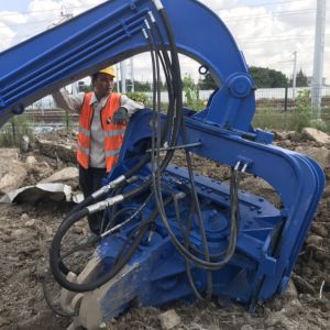 Construction 15m Excavator Mounted Pile Driver Cast Steel Fixture