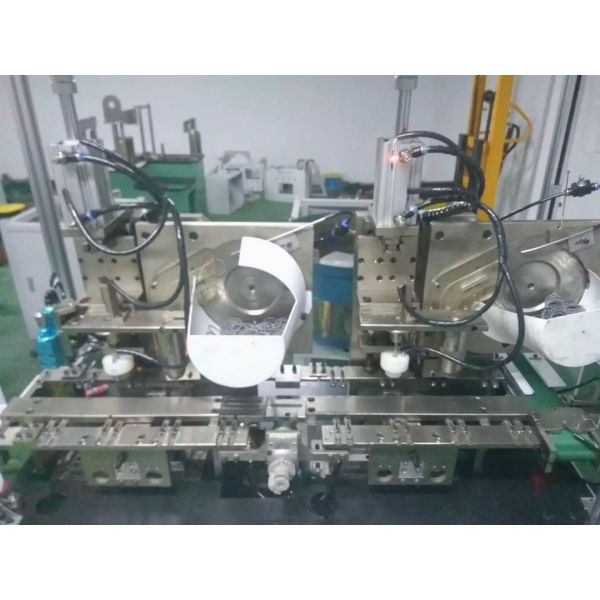 Fully Automatic Oil Seal Spring Loading Machine With Oil Ejector For Double