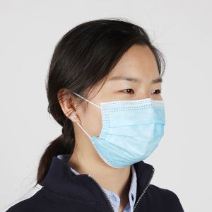 Fliud Resistant Disposable Face Mask Full Length Pvc Concealed Nose Piece