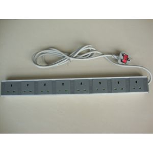 Flat Plug 8 Way European Power Strip With Long Cord / Surge Protector