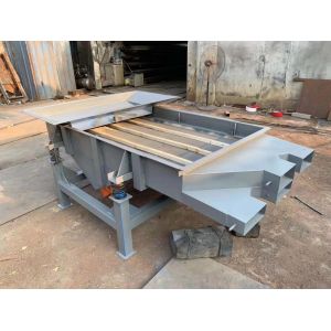 Wholesale Good Quality 1-5 Layers foodstuff linear type vibrating sieve machine for cocoa beans grading machine from china suppliers