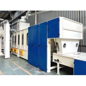 High volume storage blending machine with dust cleaning functionality