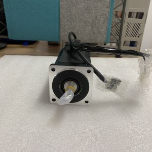 Mitsubishi HC-MF73BKW90-S6 AC Servo Motor 3 PHASE 750 W 117 V 3000 RPM 5.2 A CIB