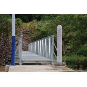Walkway bridge/ pedestrian bridgesidewalk/ steel pedestrian bridge/ Meeting ASTM