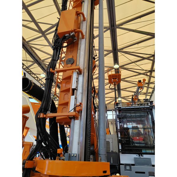 Surface DTH Drilling RIG Blasthole Drill Rig D490A