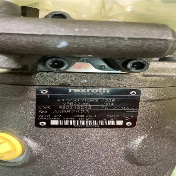 A10V028DFR1/31R-PSC62N00 A10VSO28DR/31L/PPA12G20+1PF2G2 German Rexroth Plunger