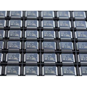 STMicroelectronics STM8L152R8T6 memory Ic Chip 8L152R8T6 Pro Mini Microcontrolle