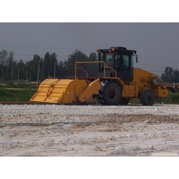 Quality XCMG Stabilized Soil Mixing Machine Model XL2103 With Milling Width 2100mm , Engine 294KW for sale