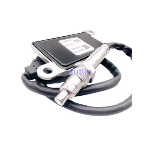 China Auto Engine Spare Engine Nitrogen Nox Oxide Sensor For Man TGA TGL TGM TGX OEM 5WK96618B 5WK96618D on sale