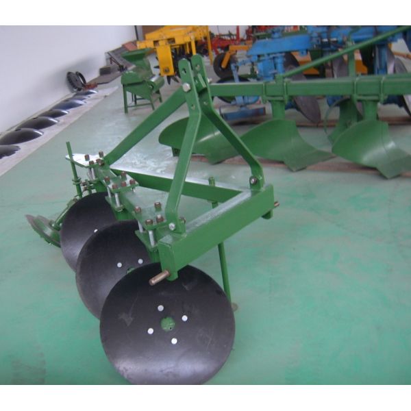 One way side disc plow