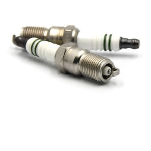 Q6RTIP-13 Original Iridium Platinum Spark Plug Replace FAW MAZDA Car NGK BP6EFS