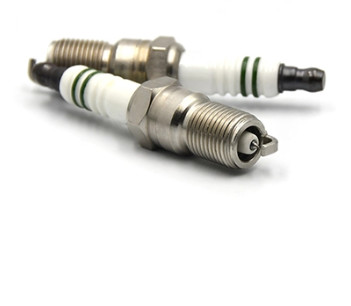 Q6RTIP-13 Original Iridium Platinum Spark Plug Replace FAW MAZDA Car NGK BP6EFS