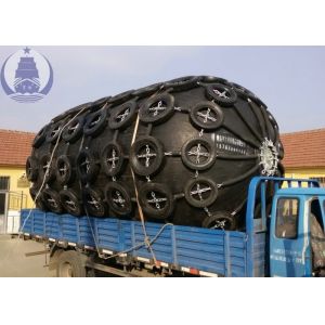 Boat Protection Pneumatic Rubber Fender Soft Reaction Force With Chain Net