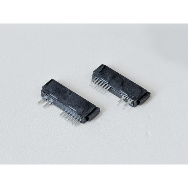 High-Reliability SATA 13Pin 180° Solder Wire Female Connector 1.27mm Pitch | Electrical Signal & Power Terminal Connector for Server, Automotive &
