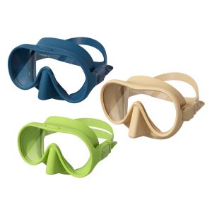 Swimming Diving Snorkeling Set with Silicone Skirt Strap and Single Tempered