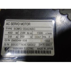 Yaskawa SGMG-05A2ABC AC SERVO MOTOR 3.8A 450W 1500RPM 200V NEW