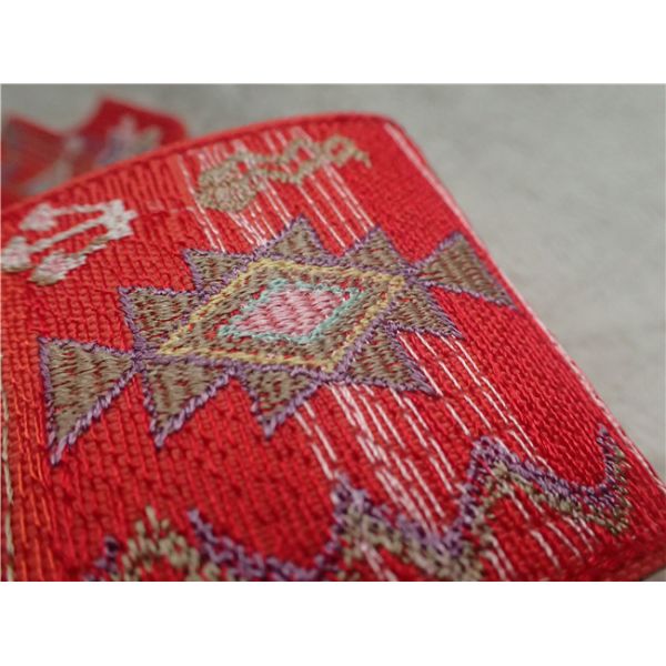 Quality Self - Adhesive Custom Clothing Patches Colored Silk Embroidery Pattern for sale