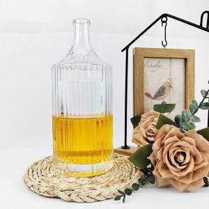 High White Glass Material Custom Color Clear 750ML Whisky Whiskey Glass Decanter