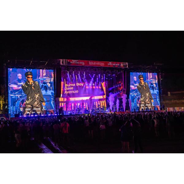 Die-Cast Aluminum Screen Waterproof RGB DIP P16 LED Display Outdoor Full Color 500*1000mm