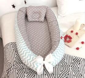 Modern Style Crib Nest with Solid and Polyester Filling