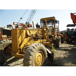 Used komatsu gd66a-1 motor grader for sale