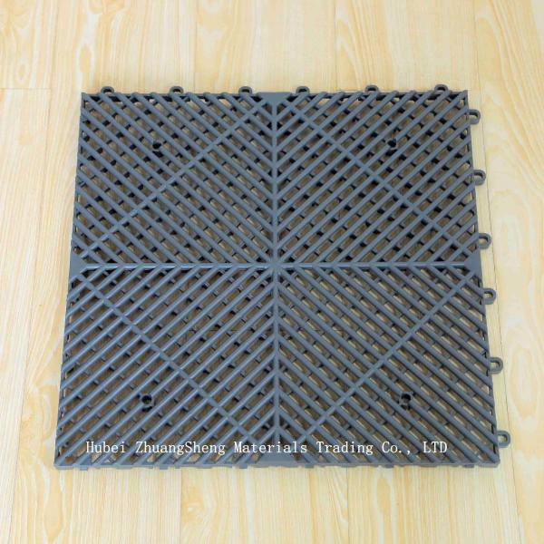 1.8mm Plastic Floor / Plastic Permeable Floor / Modern Interlocking PP Flooring Indoor Sports Plastic Floor Mats