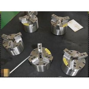 KM3-Jaw Long Jaw Stroke Power Chuck Can clamp over work pieces with uneven