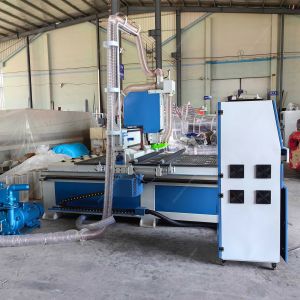 1300mm Travel CNC Milling Machine for Customizable 3D Wood Carving and Board