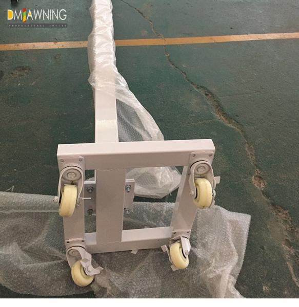 Free Stand Double Side Waterproof Retractable Awning Hand Control Outdoor Retractable Awnings
