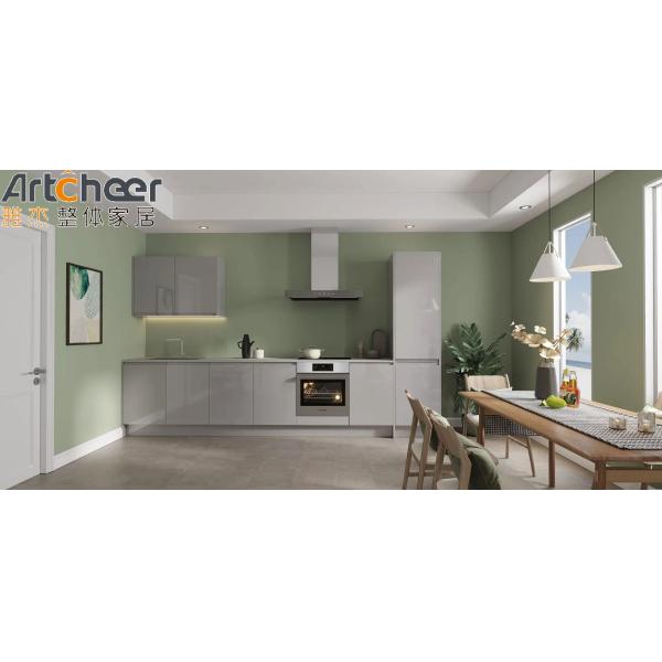 White Kitchen Cabinets with Customized Color and Durable High Gloss Lacquer Finish