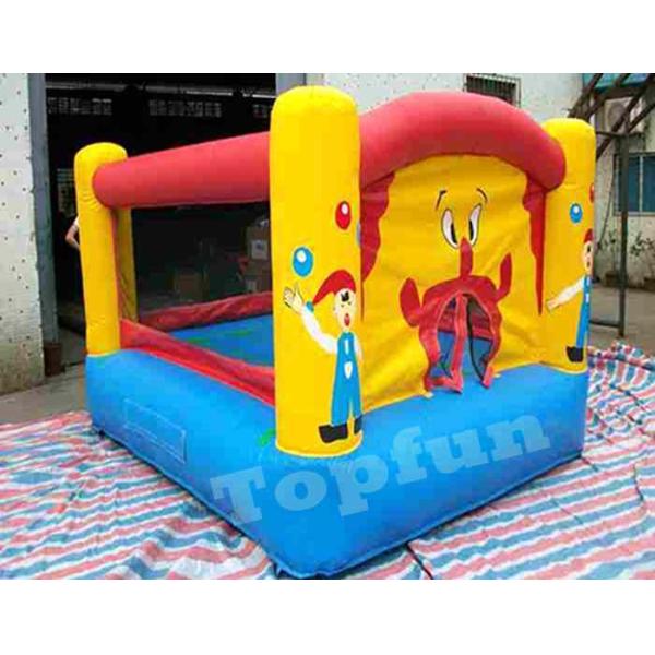 Customized PVC Coated 210D Mylon Fabric Kindergarten Kids Mini Jumper For Entertainment