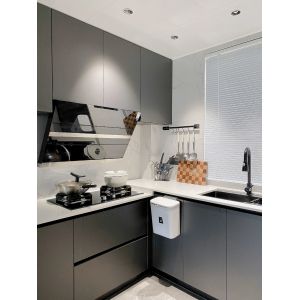 Custom Matte Finish Anti-Scratch Kitchen Cabinets