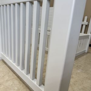 China High Sun Resistant White Vinyl Pool Fence Quick Install 4feet on sale