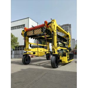 SPEO Straddle Carrier Heavy-Duty Handling for Oversized Cargo