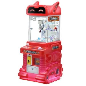 220V/110V Plug Type Mini Claw Machine with Superb Performance and Compact Design