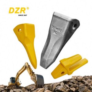Yellow Bucket Teeth For Steel Soil Casting On Mini Loader Backhoe Excavator