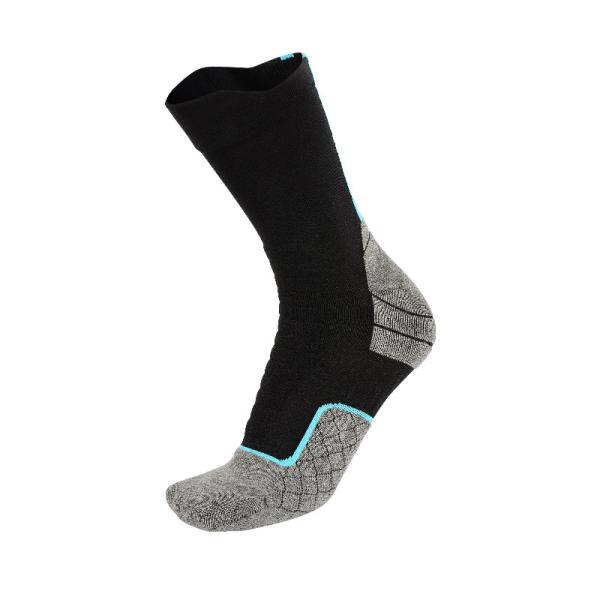 Sustainable Multi-Color Non-Slip Sports Socks for All Ages and Levels of Athletes