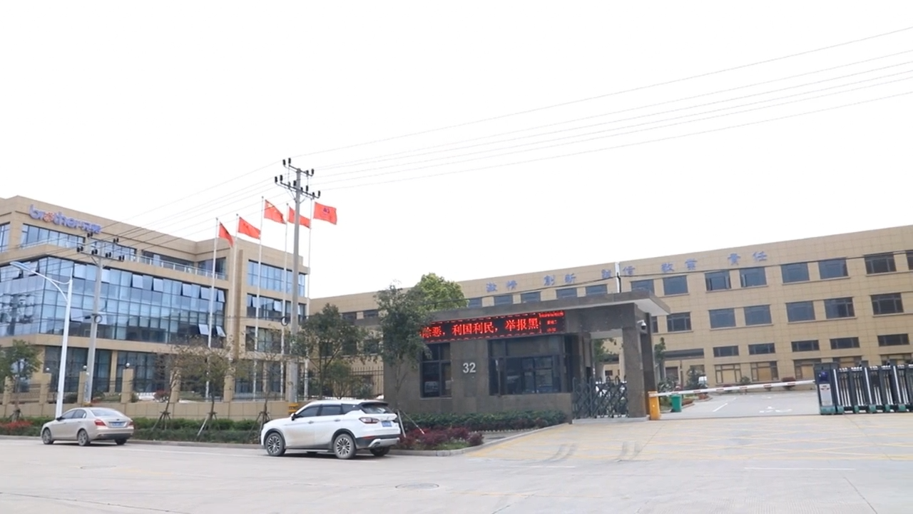High Quality New Design Auto Strapping Low Table pp Belt Strapping Machine for Packaging Machinery