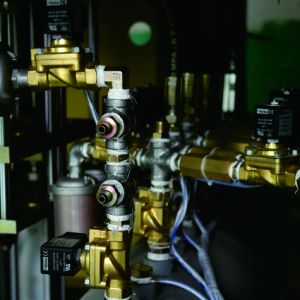 CE Automatic pet bottle blow moulding machine for hot filling liquid food