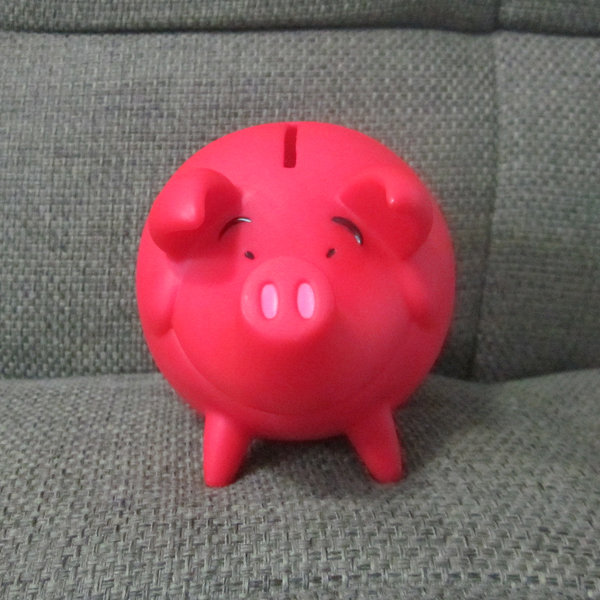 Happy cartoon pig plastic piggy bank, rubber money box promotional toys made in shenzhen
